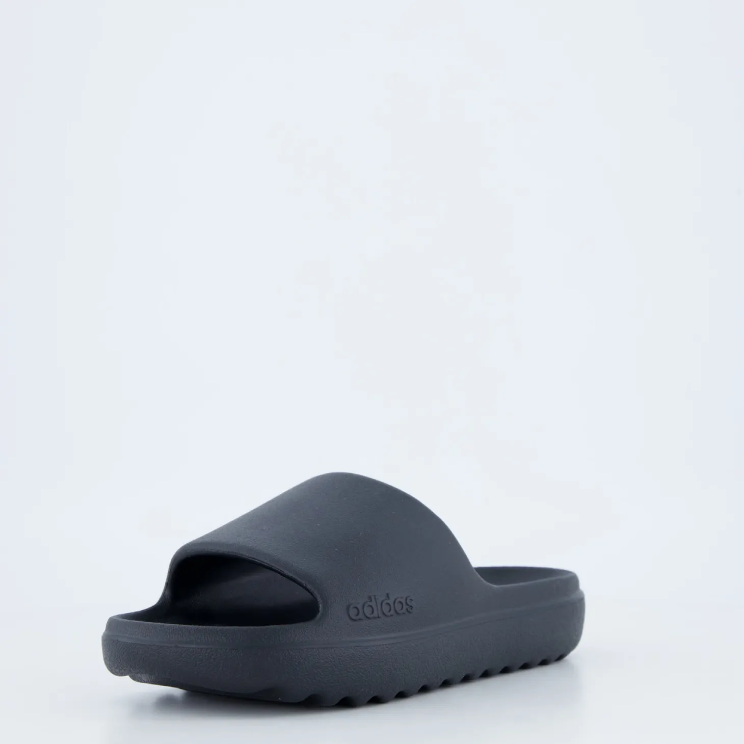 ADILETTE LUMIA
