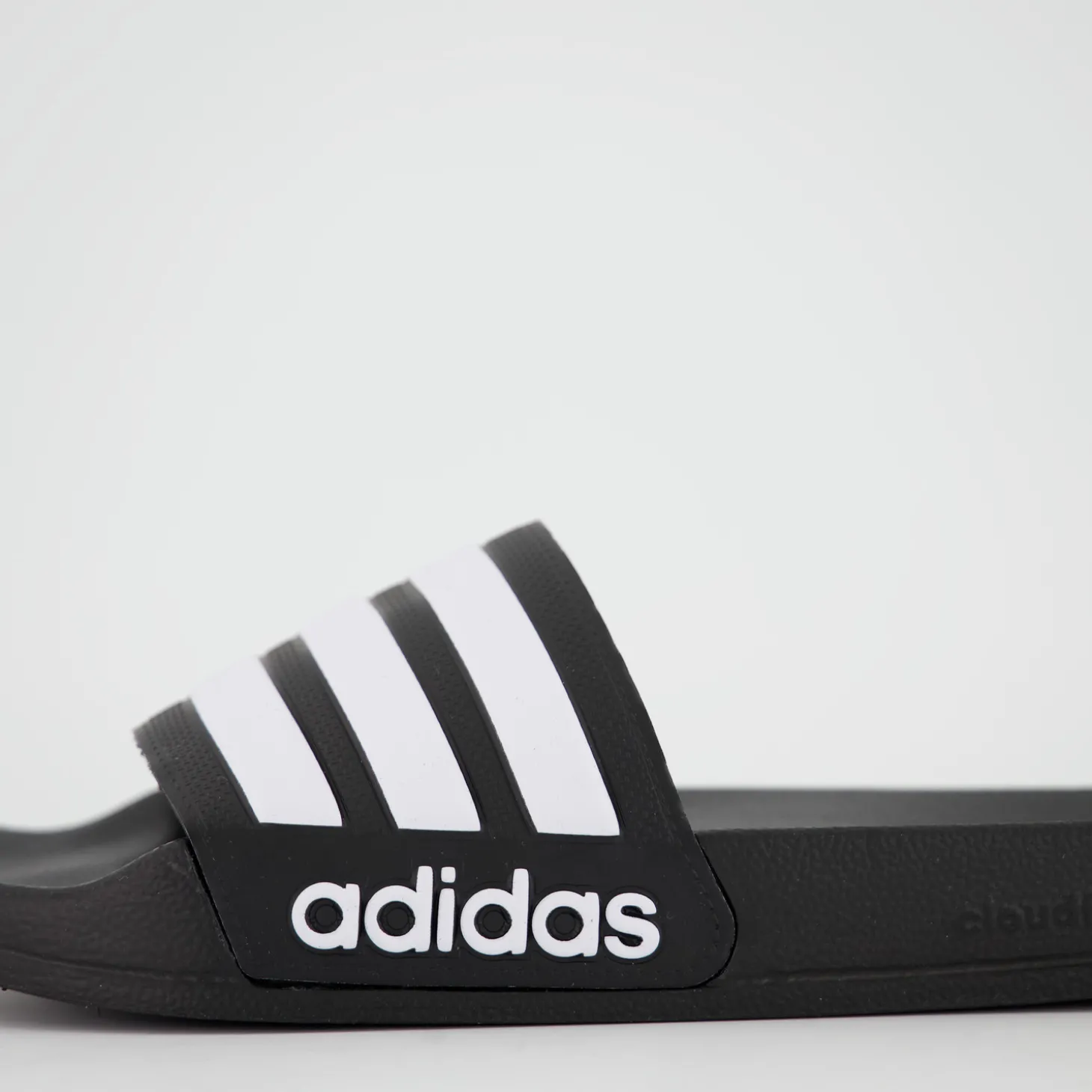 ADILETTE SHOWER