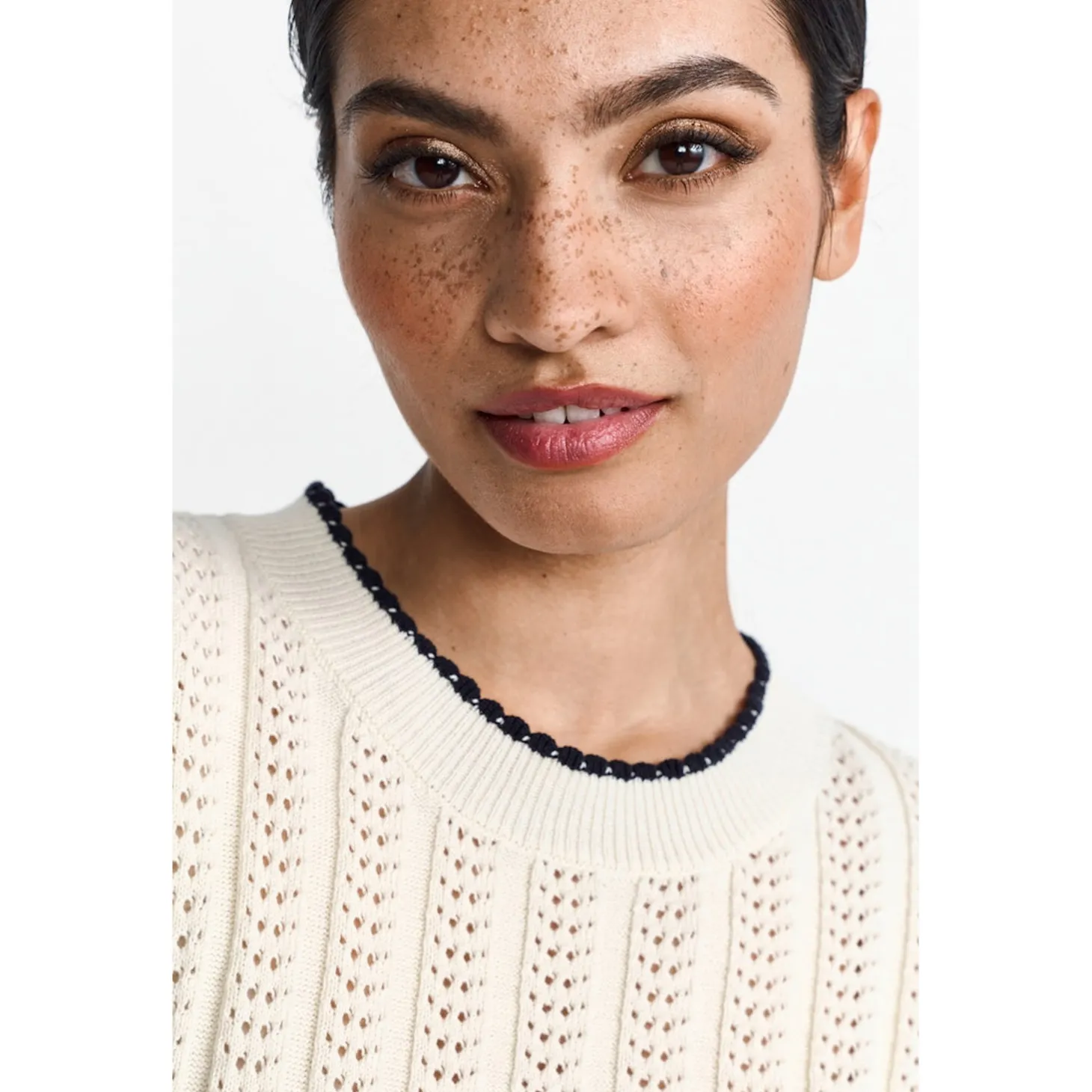Ajour Crew-neck with contrast