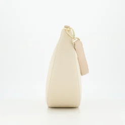 ALEXIA HOBO