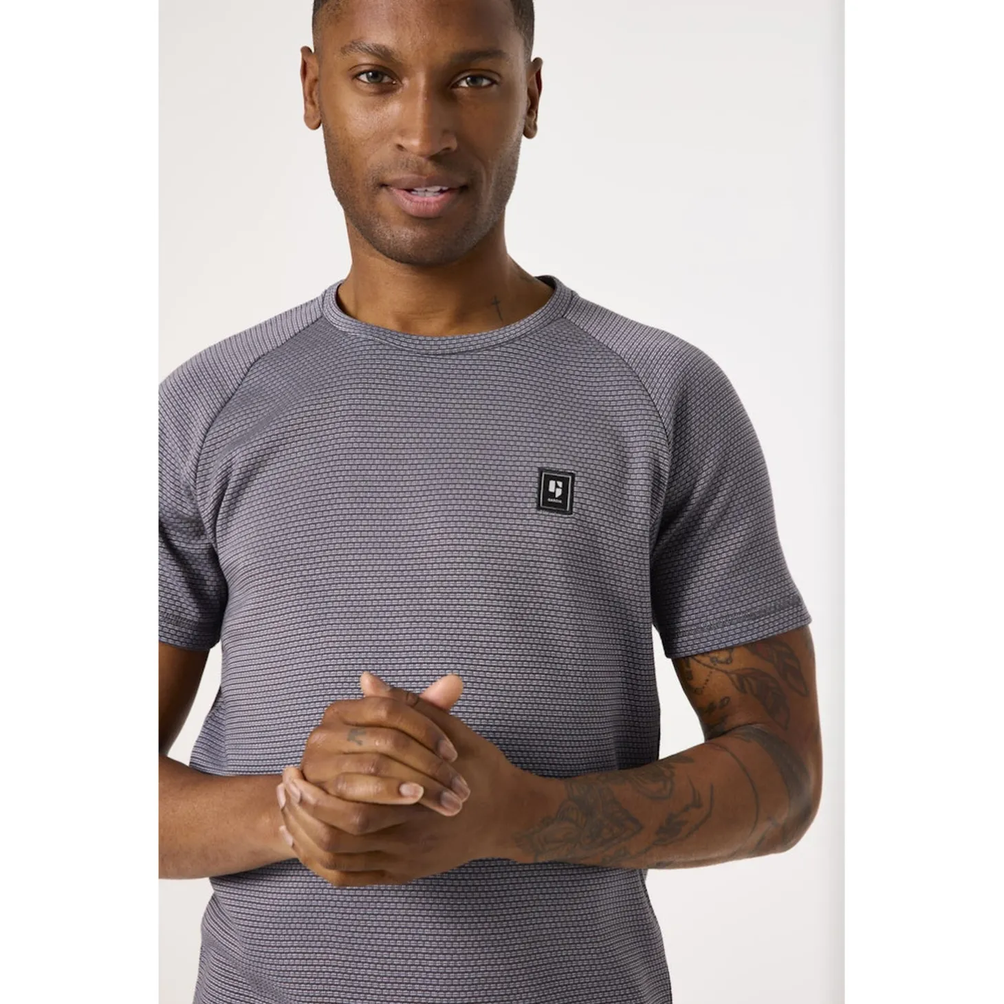 B51002_men`s T-shirt ss