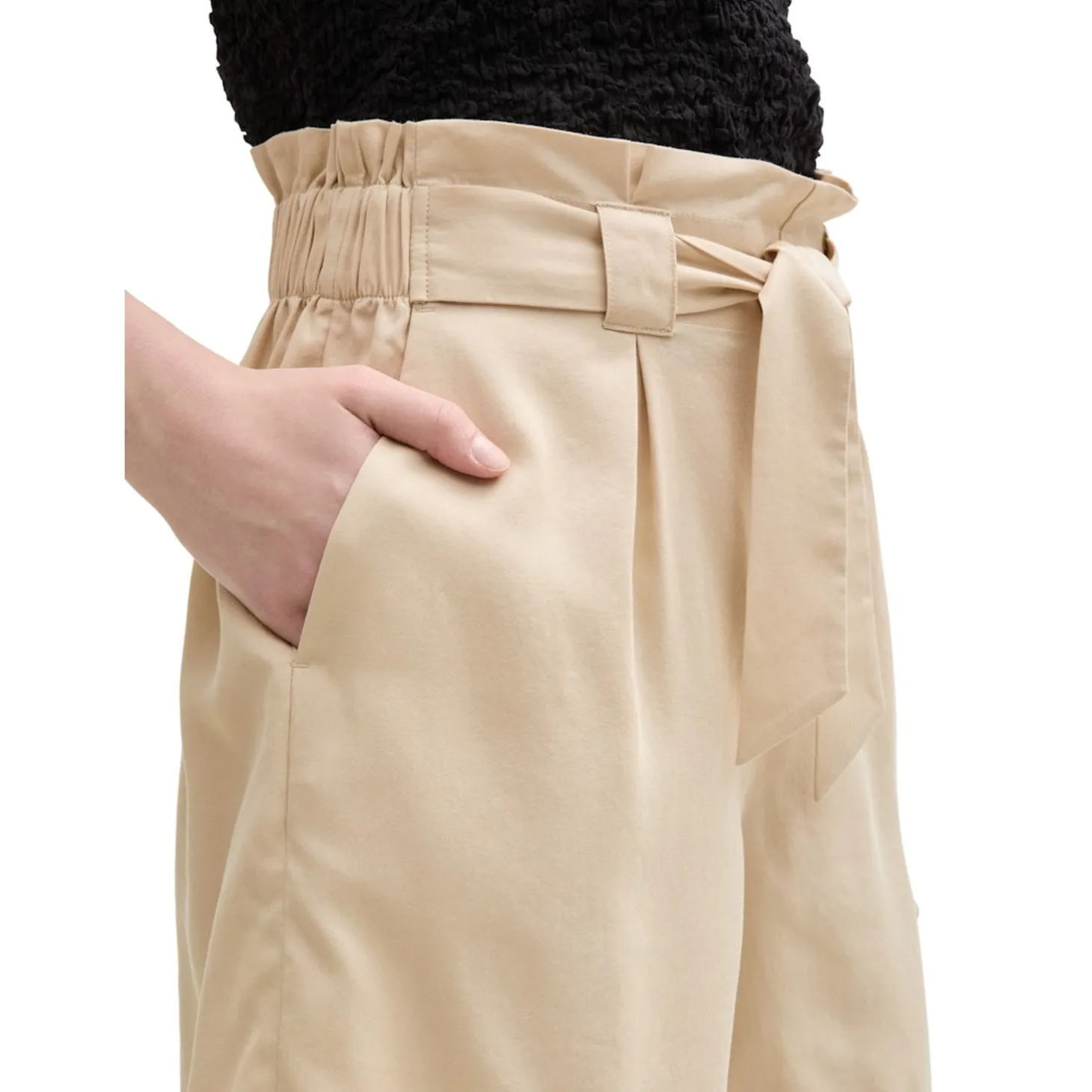 Coloured paperbag shorts