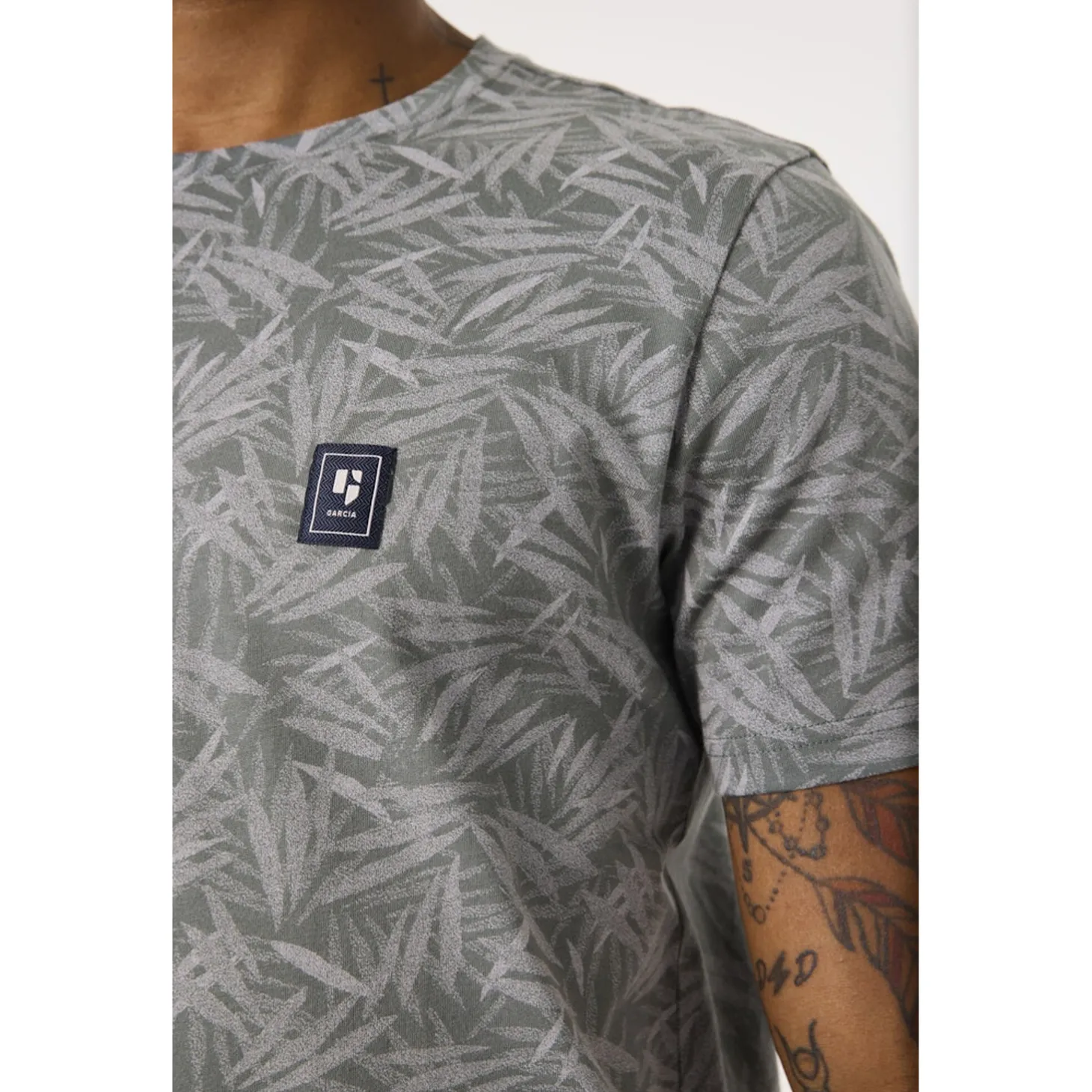 D51006_men`s T-shirt ss