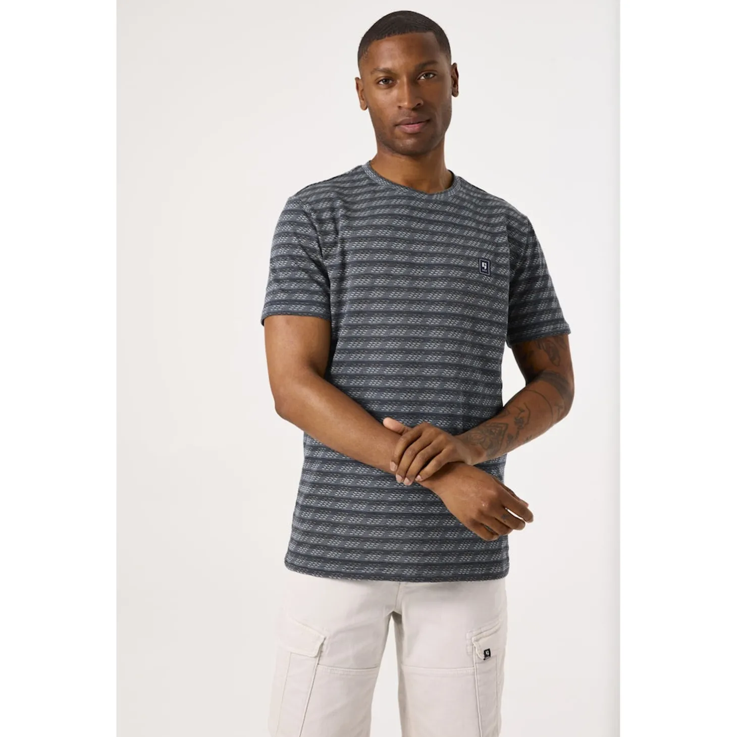 D51004_men`s T-shirt ss