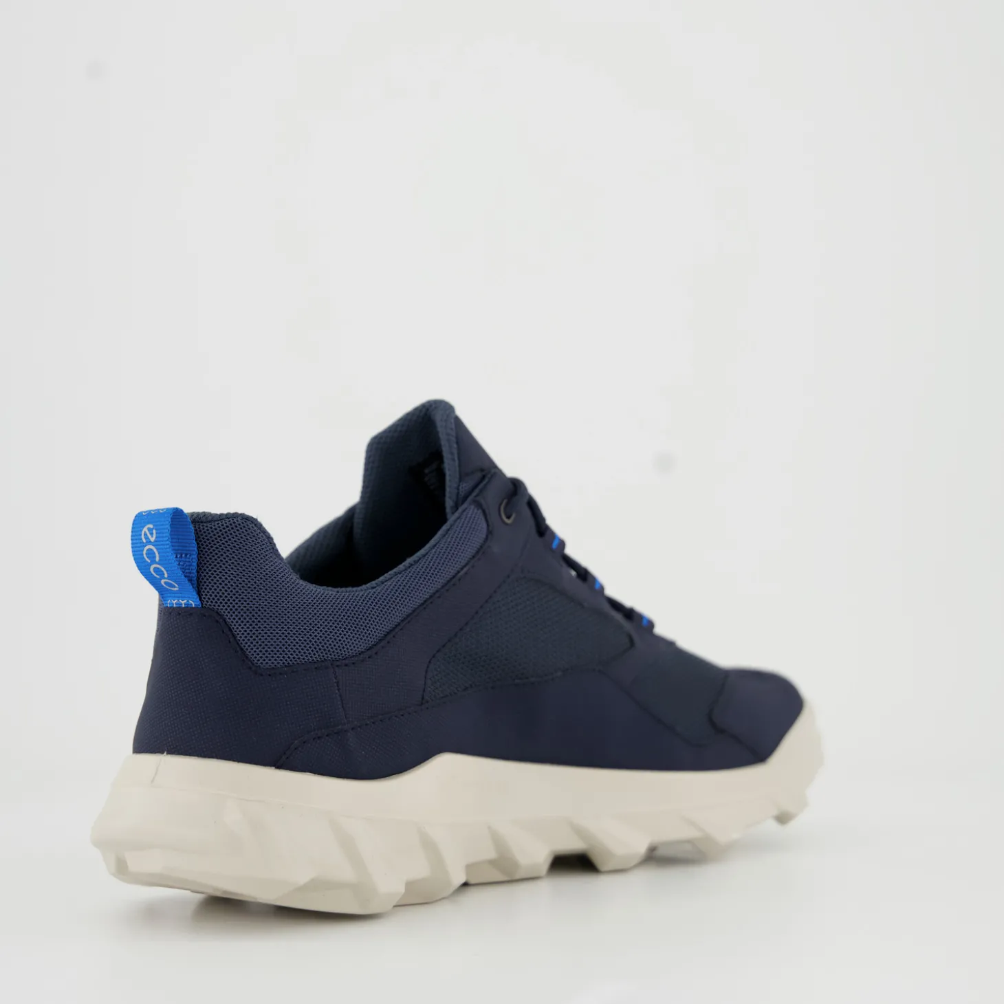 ECCO MX M