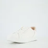 ESSENTIAL COURT SNEAKER