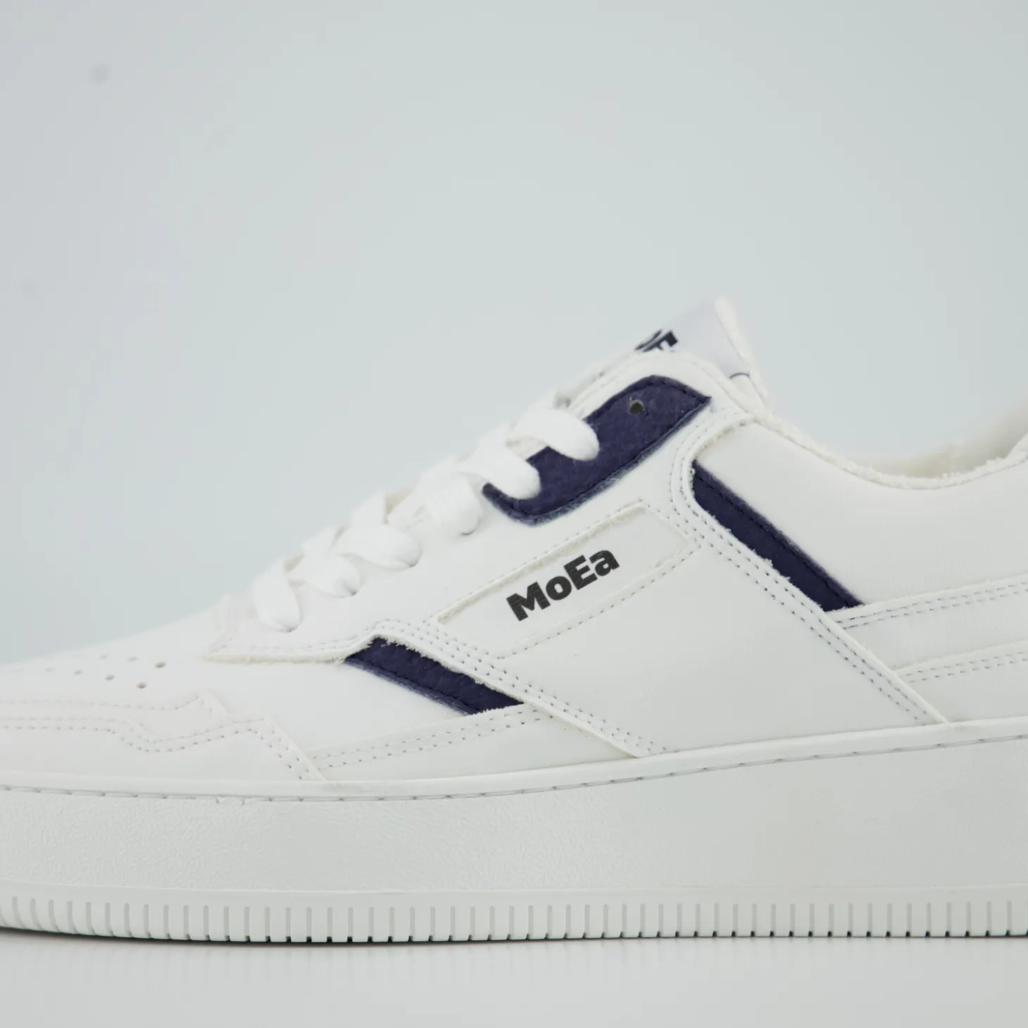 GEN1 - Mushroom White & Navy