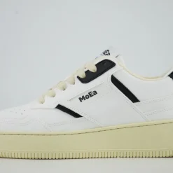 GEN1- Corn Retro White & Black