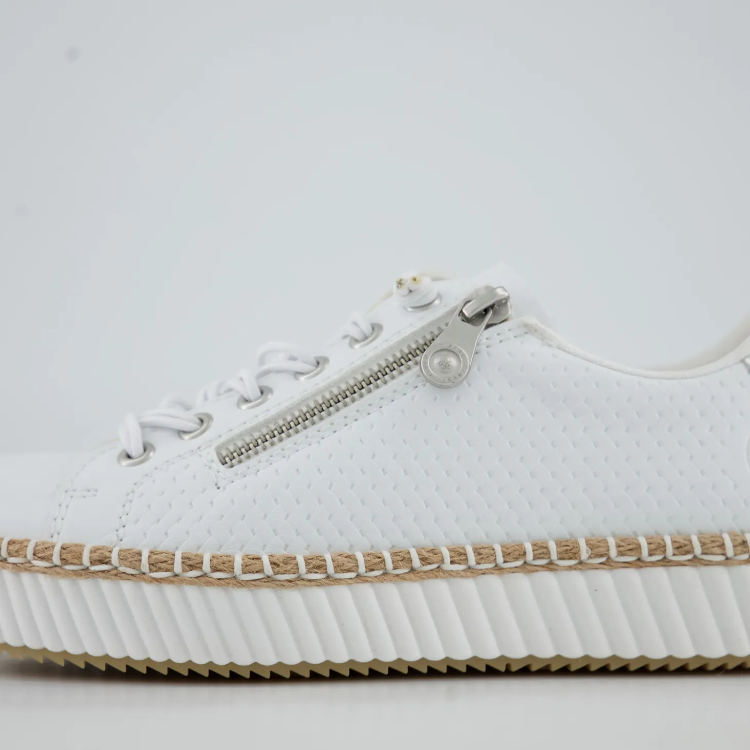 Halbschuhe