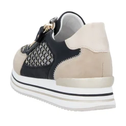 Halbschuhe