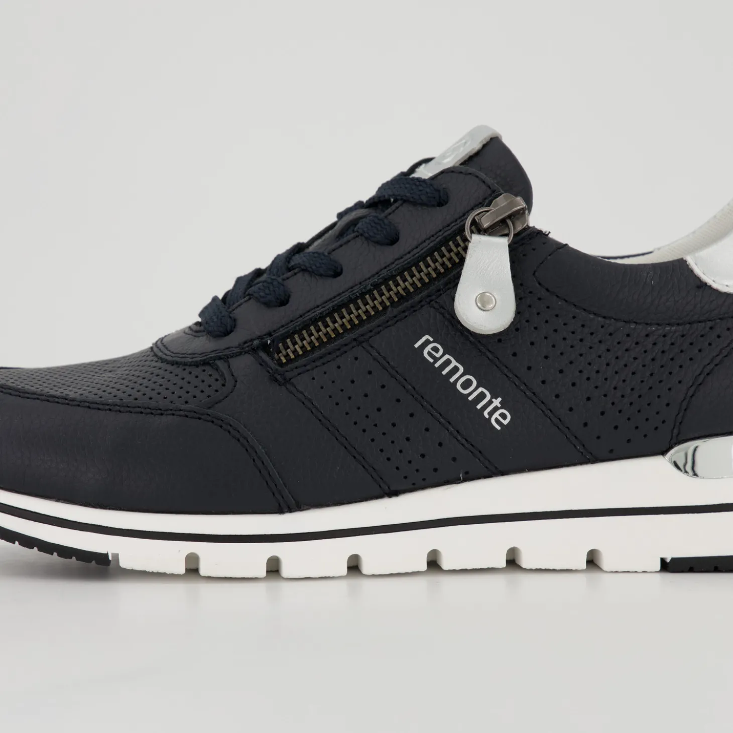 Halbschuhe