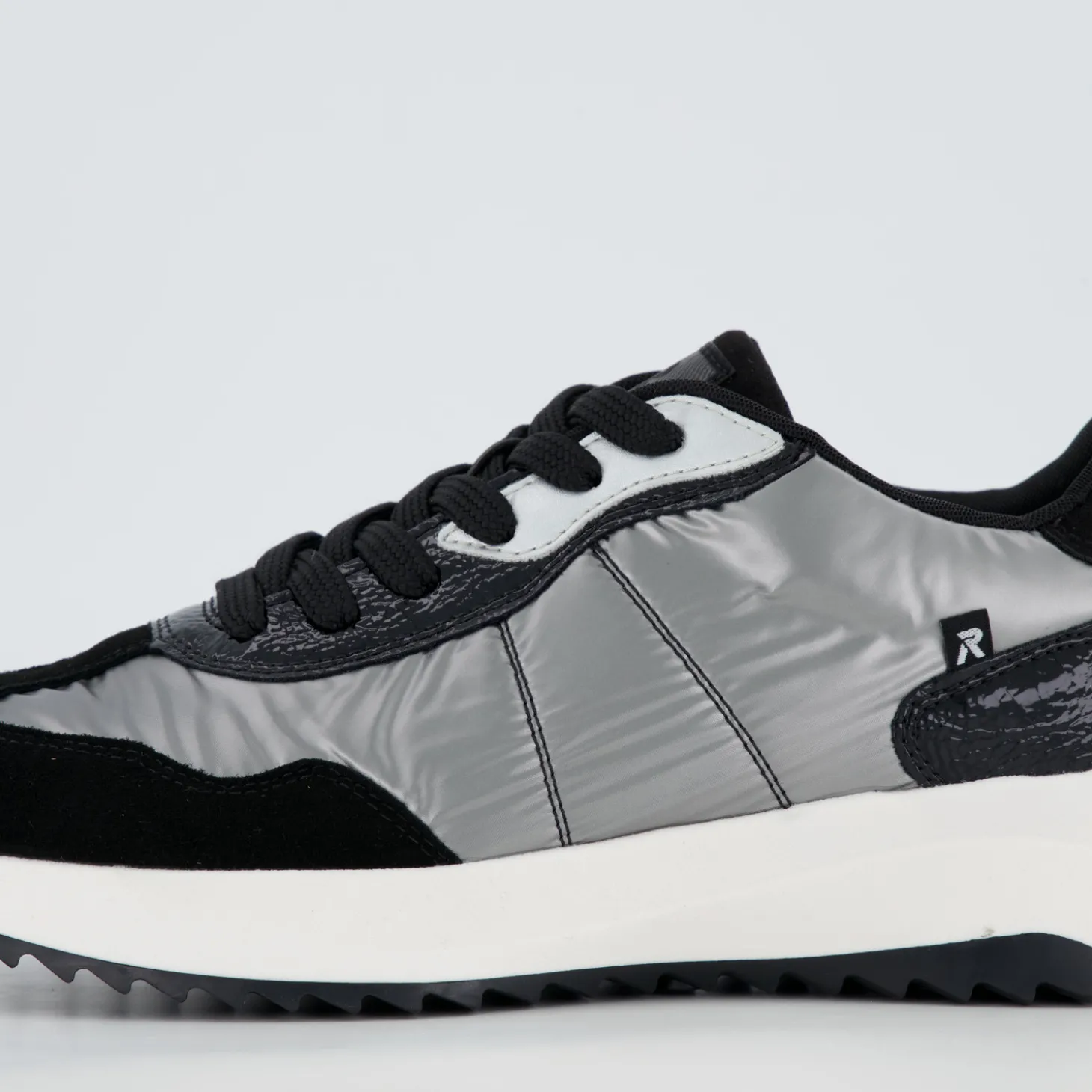 Halbschuhe