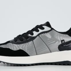 Halbschuhe