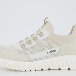 Halbschuhe