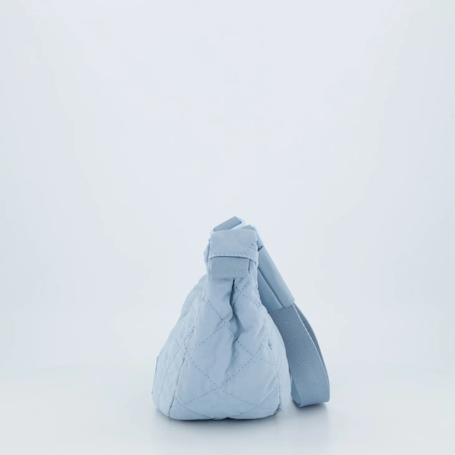 Hetta Halfmoon Bag