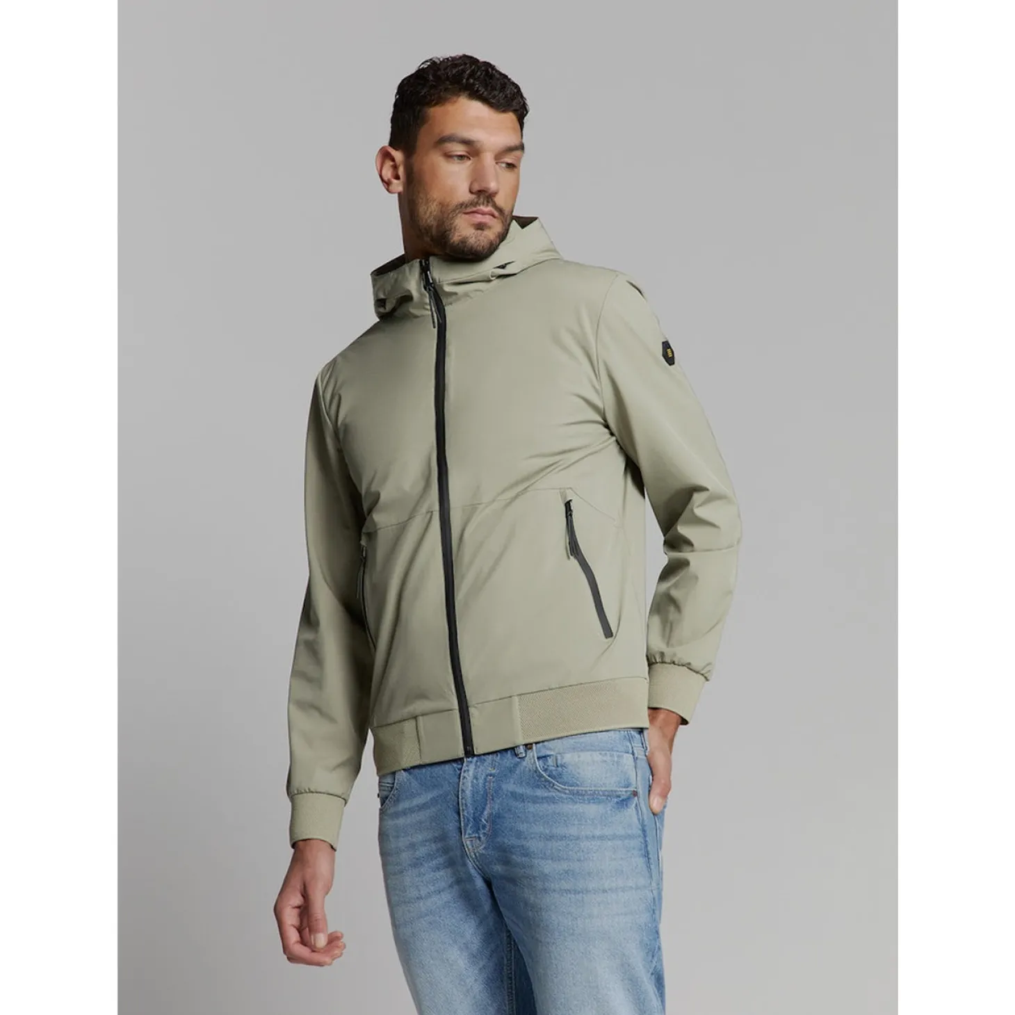 Jacket Short Fit Hooded