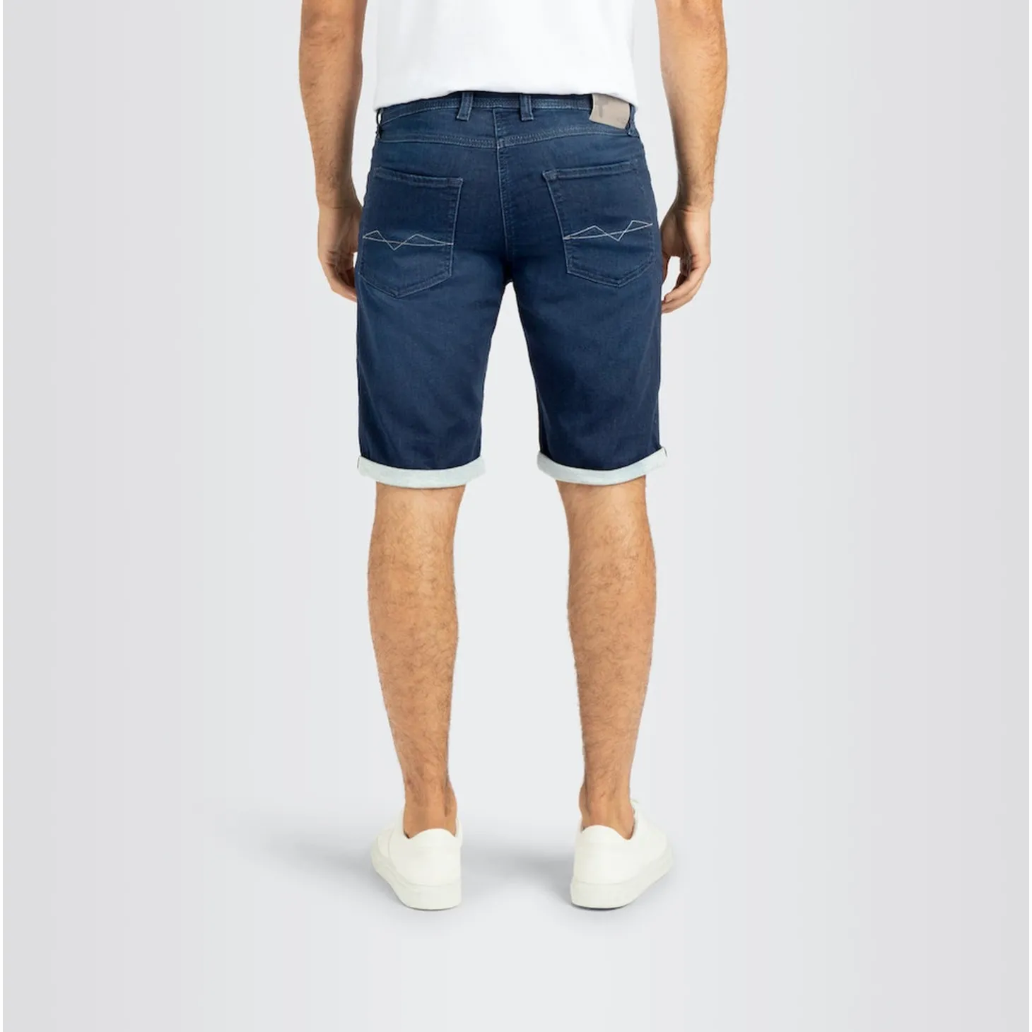Jogn Bermuda