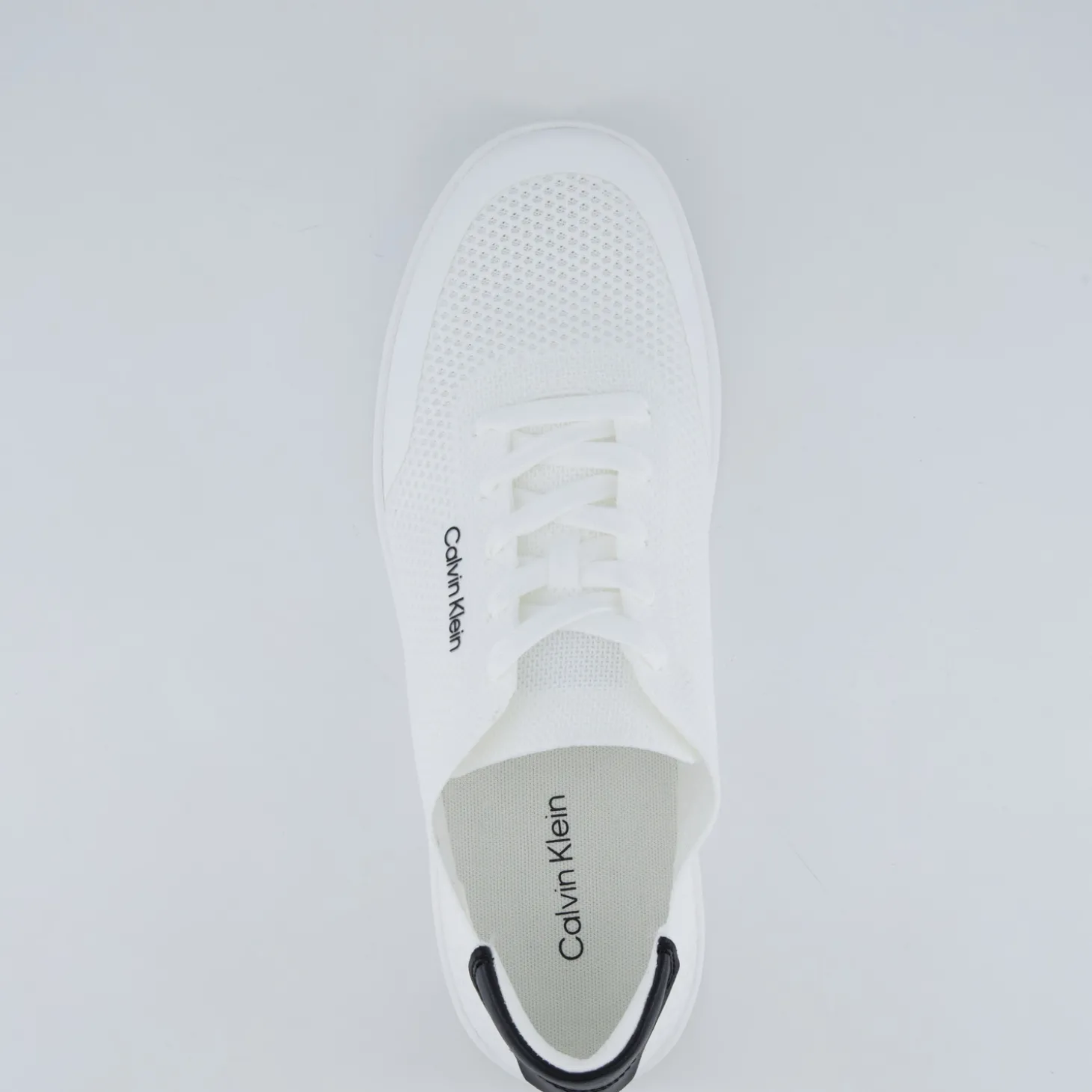LOW TOP LACE UP KNIT
