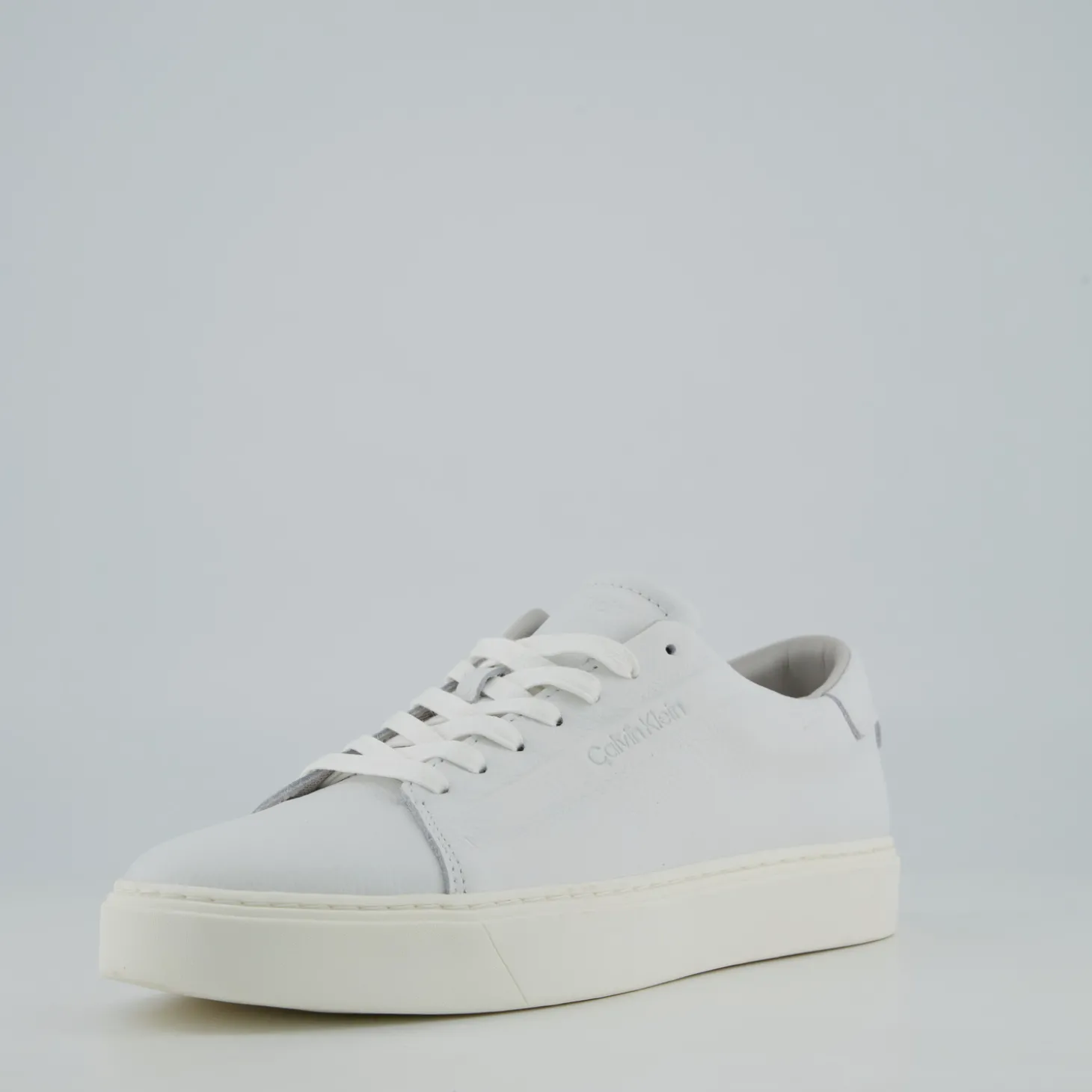 LOW TOP LACE UP LTH