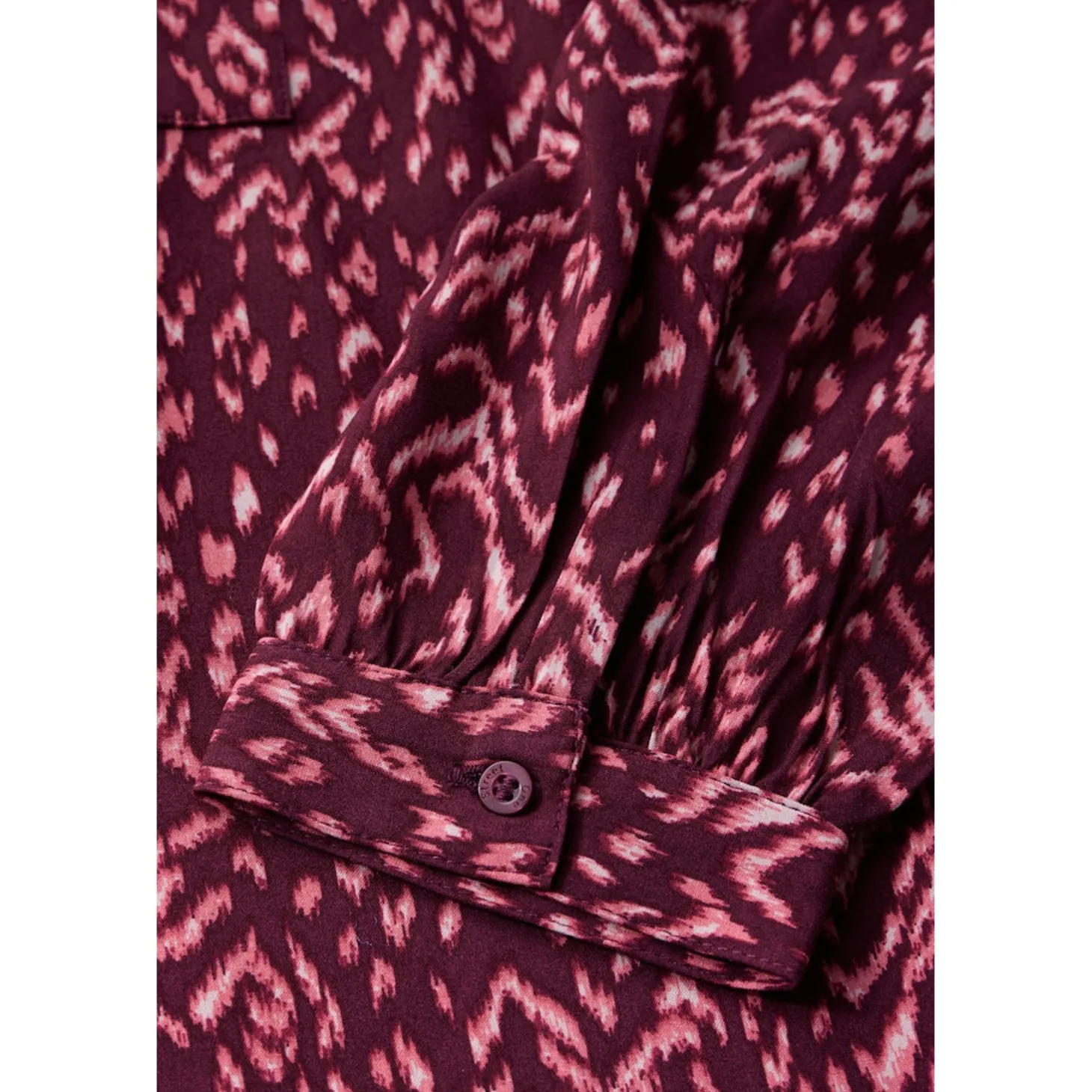 LTD QR Splitneck tunic blouse