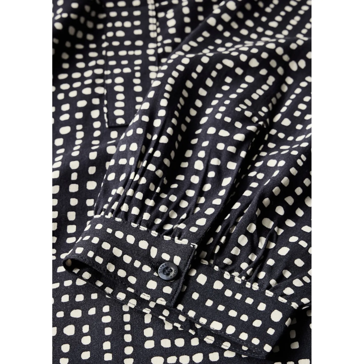 LTD QR Splitneck tunic blouse