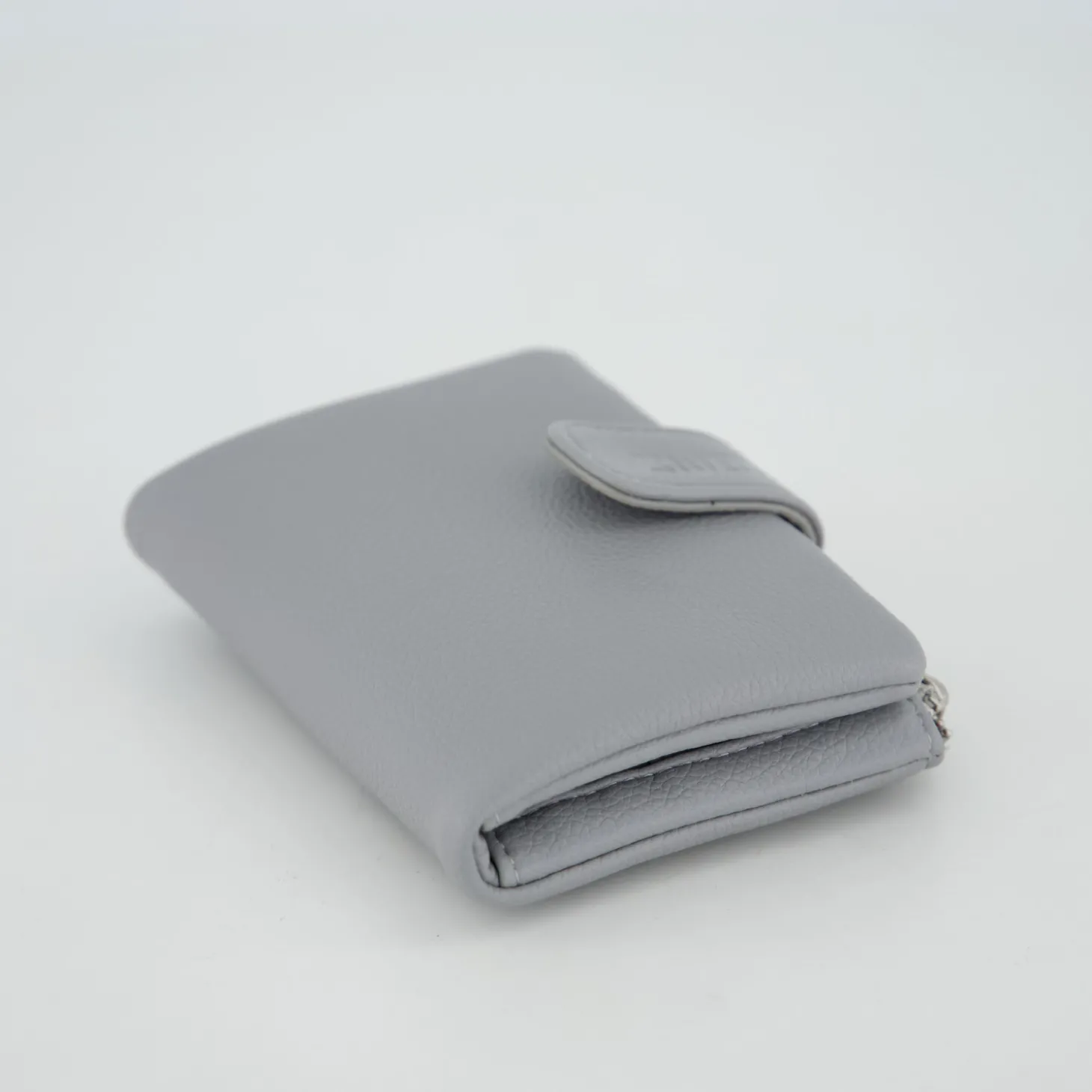 M. WALLET