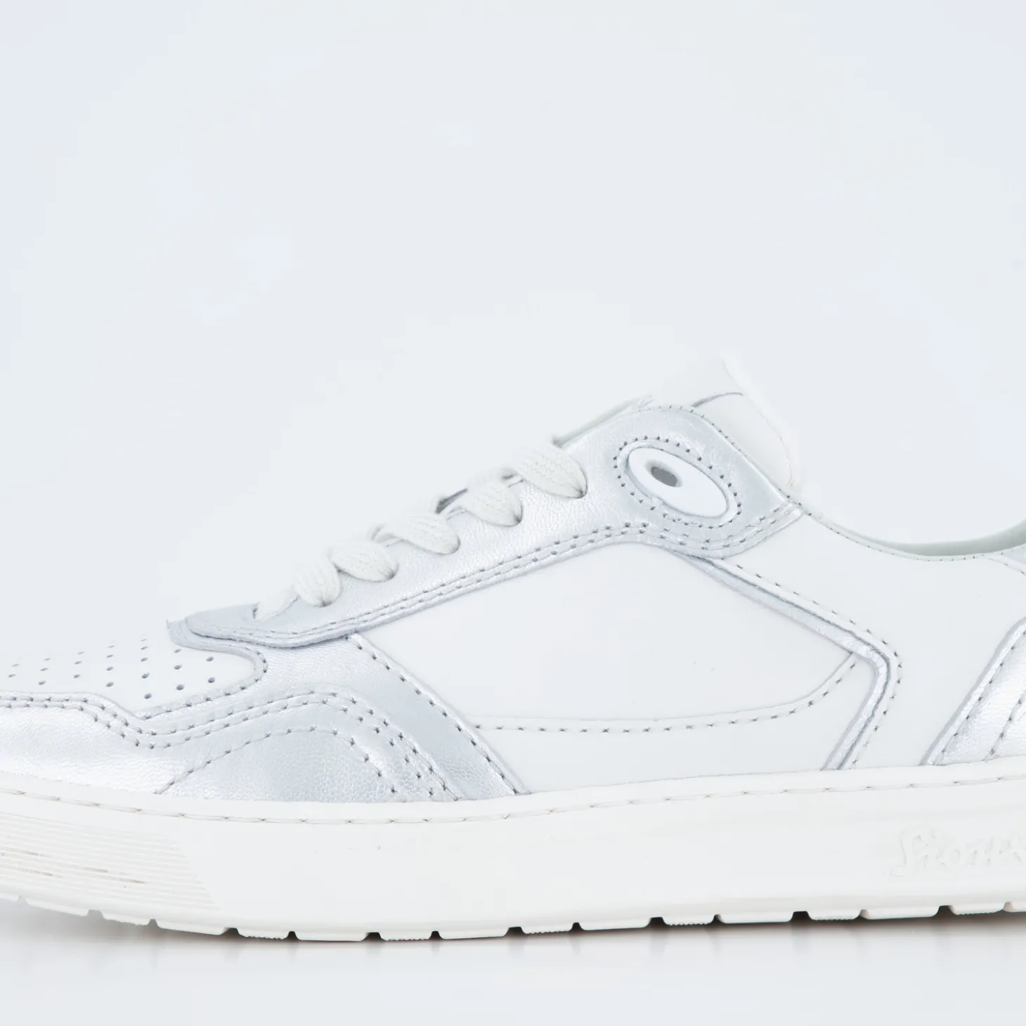 Maites Sneaker 001