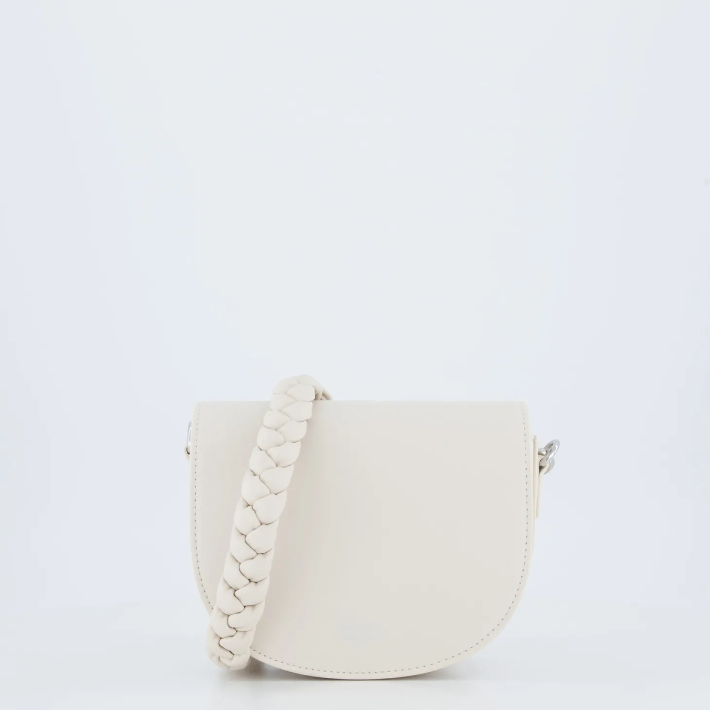 Melbu Saddle