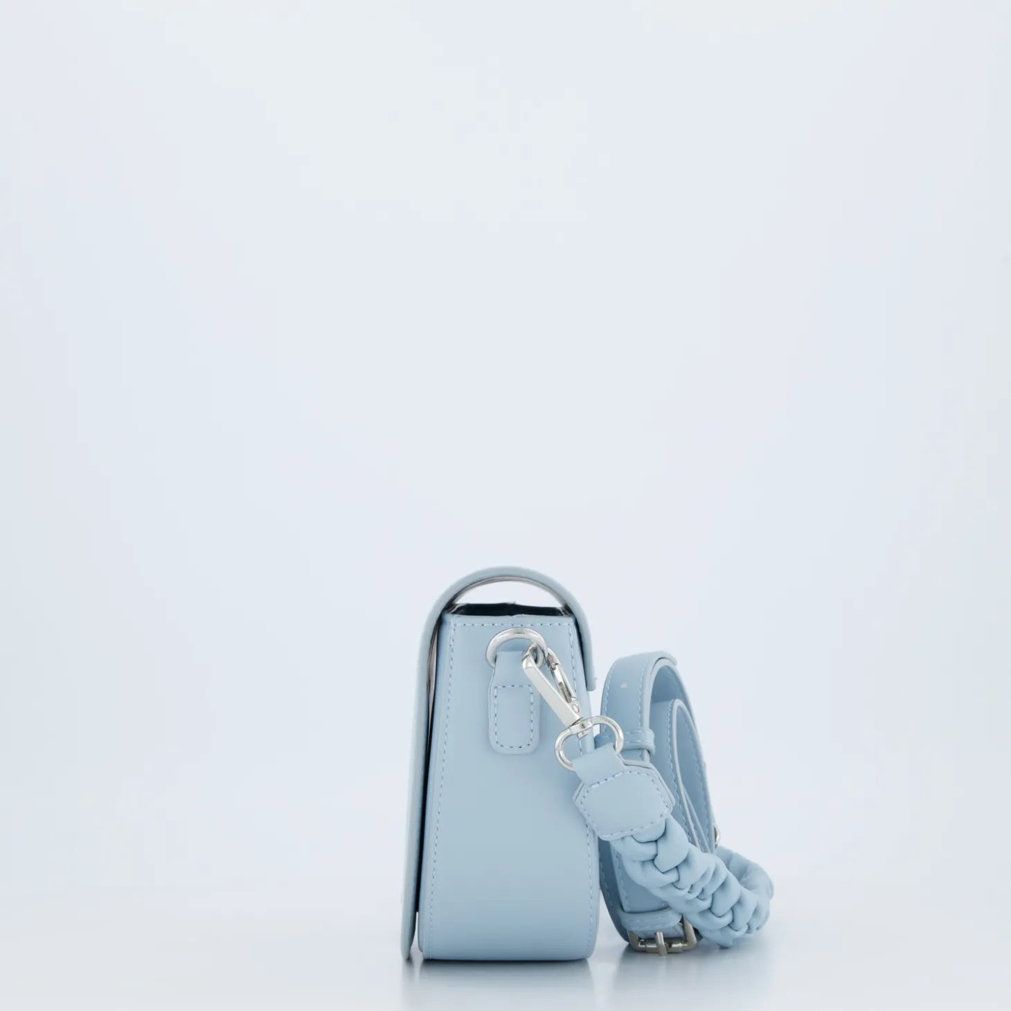 Melbu Saddle