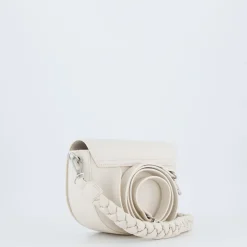 Melbu Saddle
