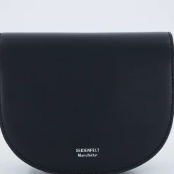 Melbu Saddle
