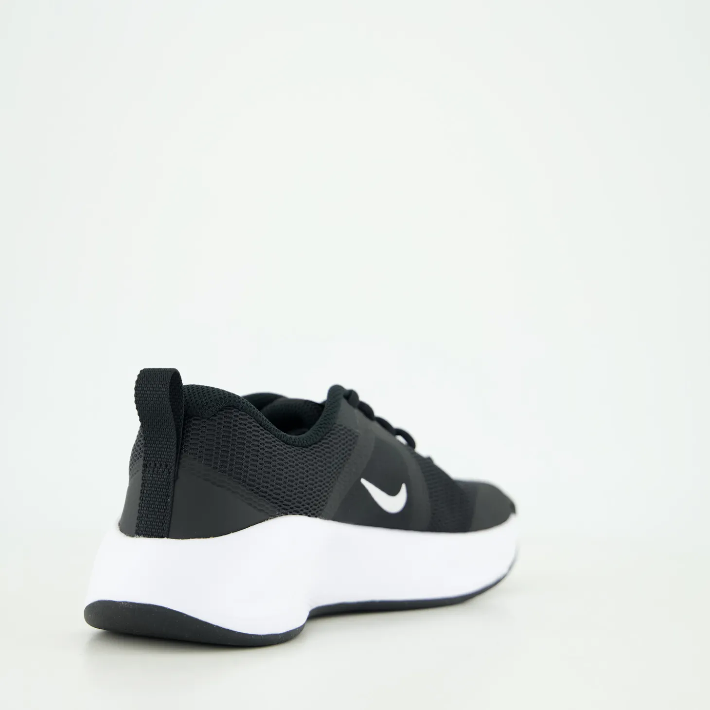 Nike MC Trainer 3 Women"s Work