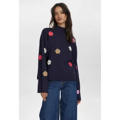 NUFLOW PULLOVER