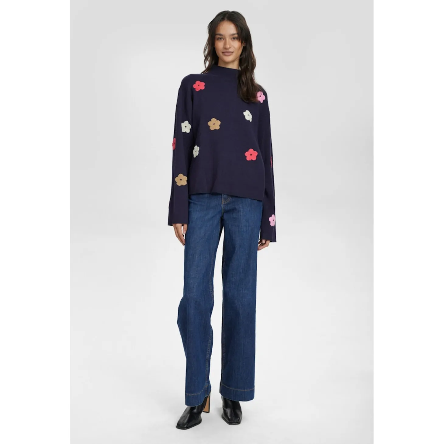 NUFLOW PULLOVER