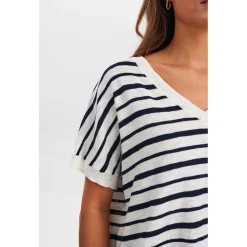 NUKIKI PULLOVER