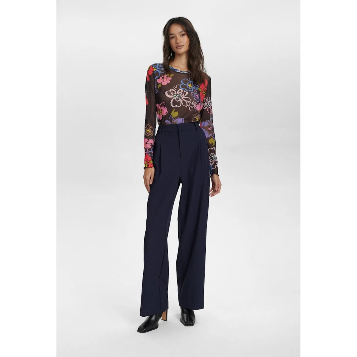 NUMATHY PANTS