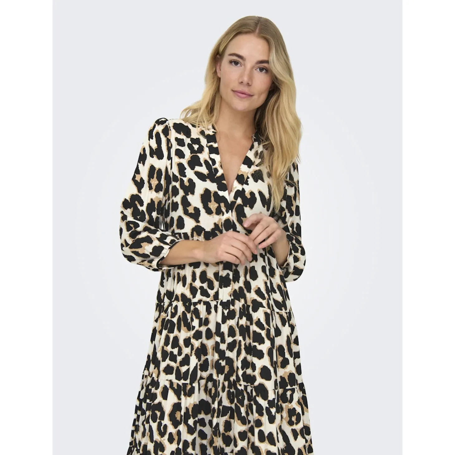 ONLMILANA 7/8 DRESS WVN NOOS