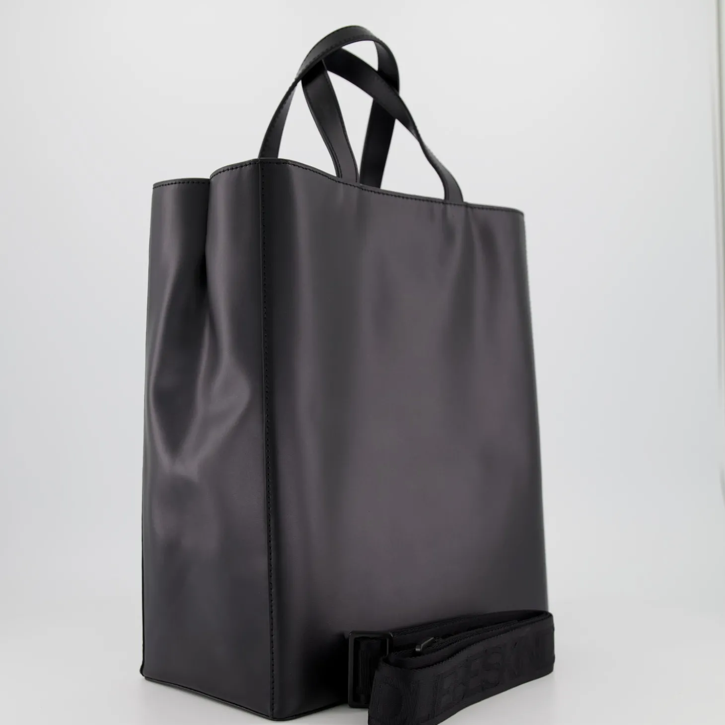 Paper Bag M Carter