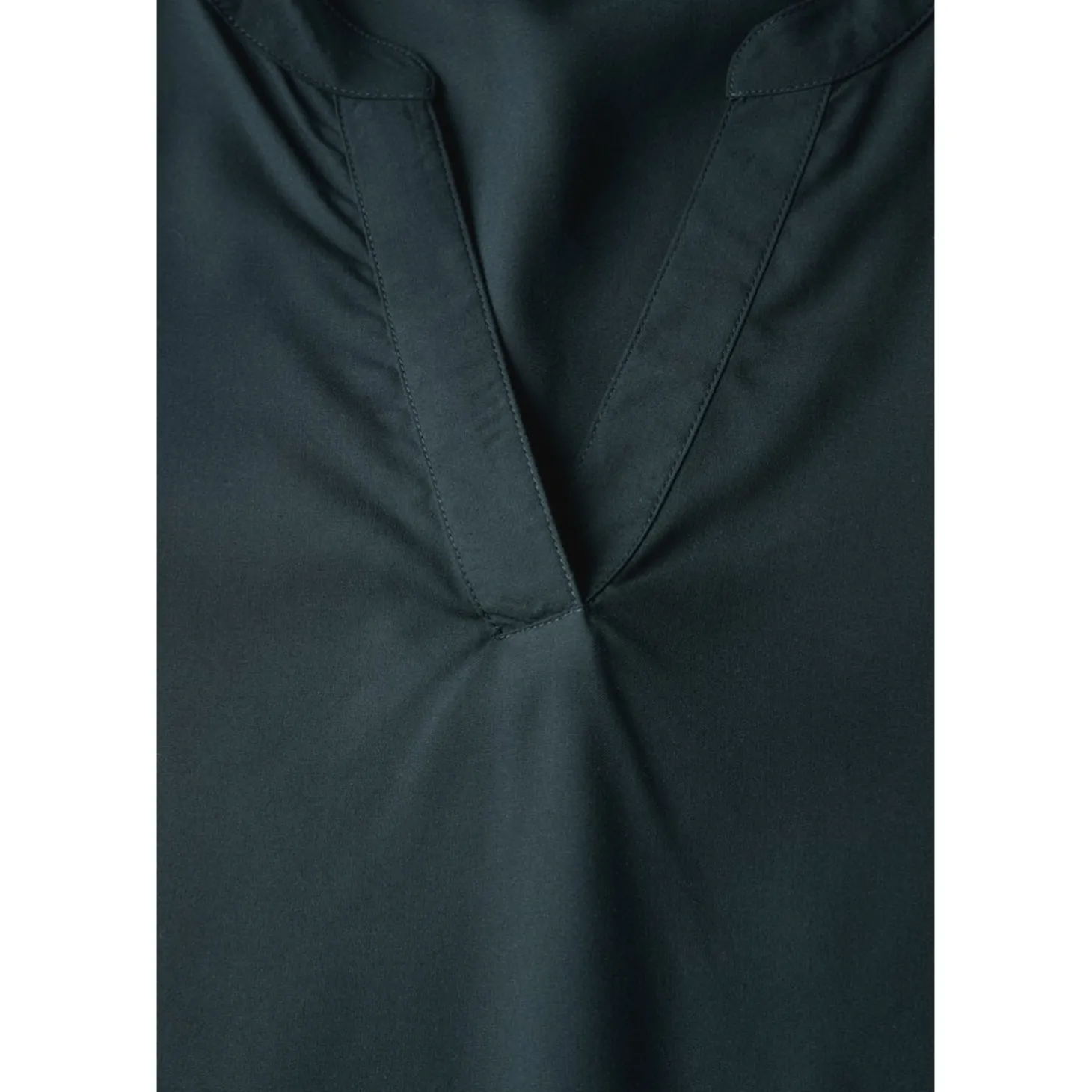 QR Splitneck blouse w turn-up