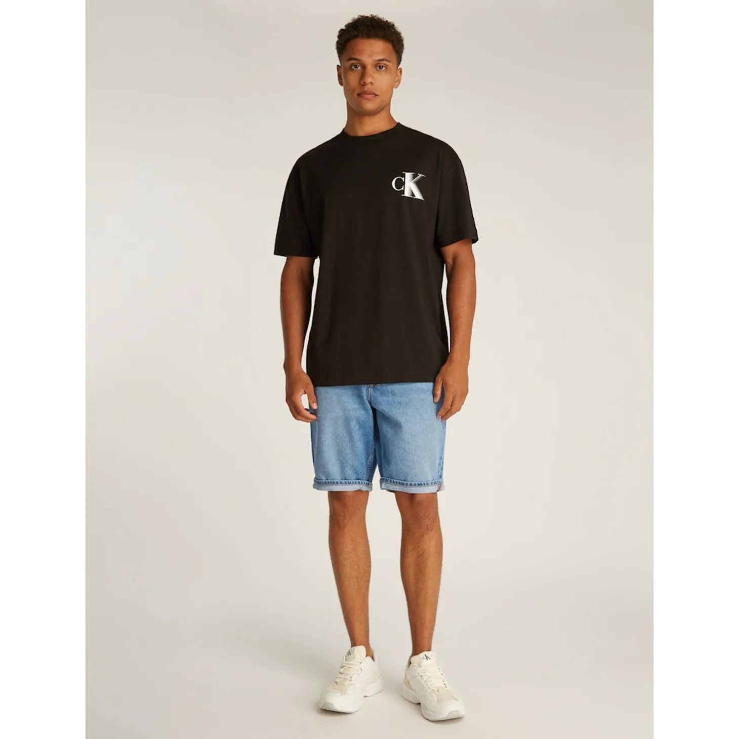 REGULAR SHORT