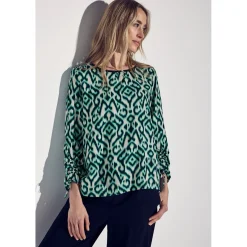 Roundneck blouse w gathered sl