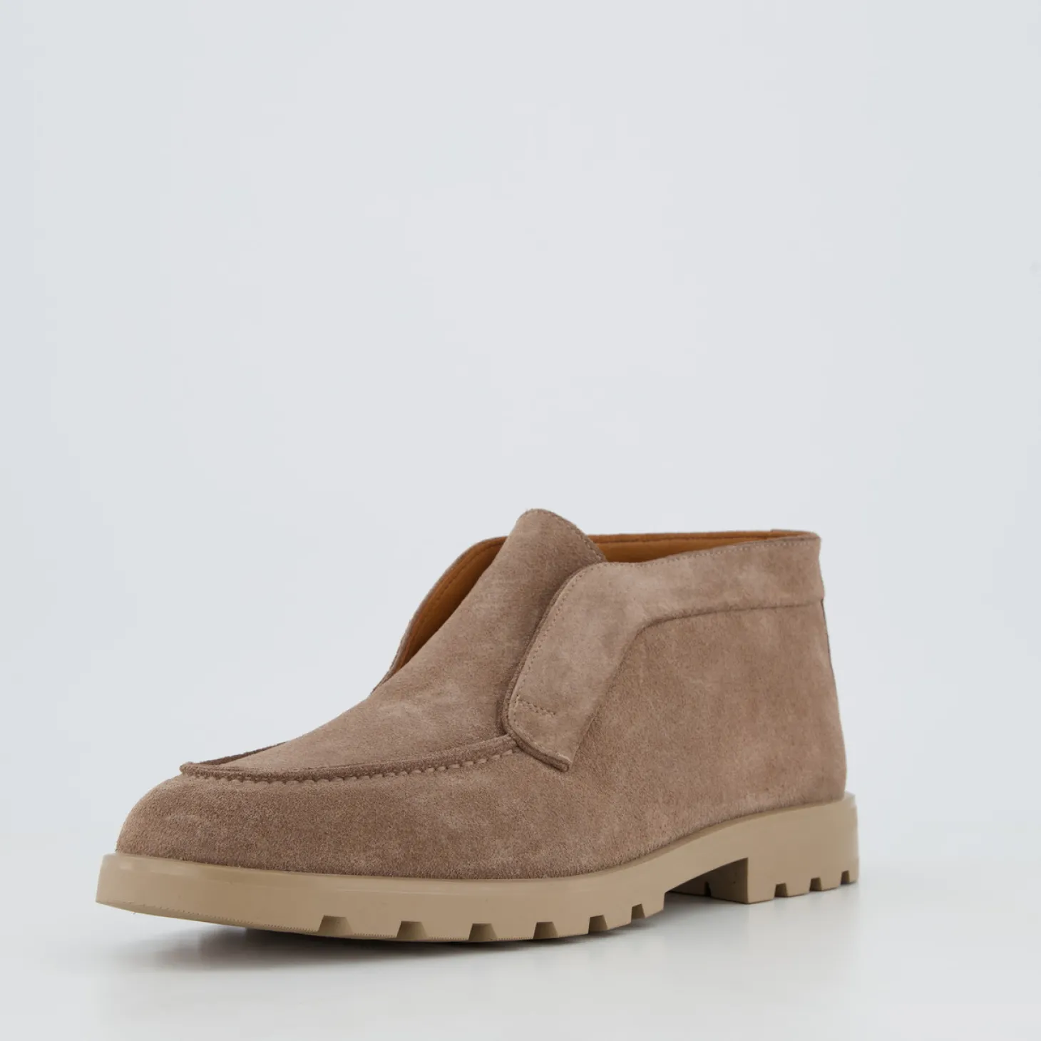SAND SUEDE
