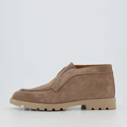SAND SUEDE