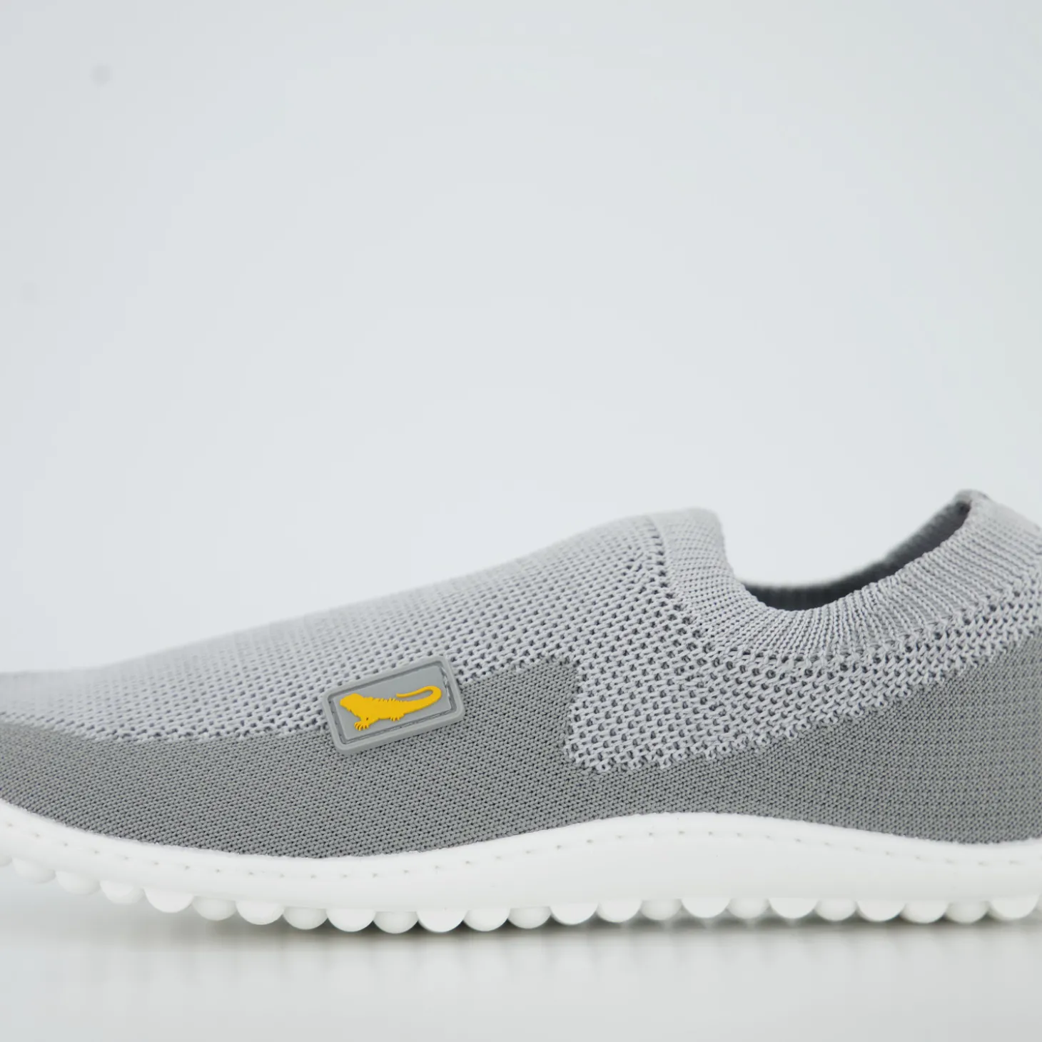 Score grey