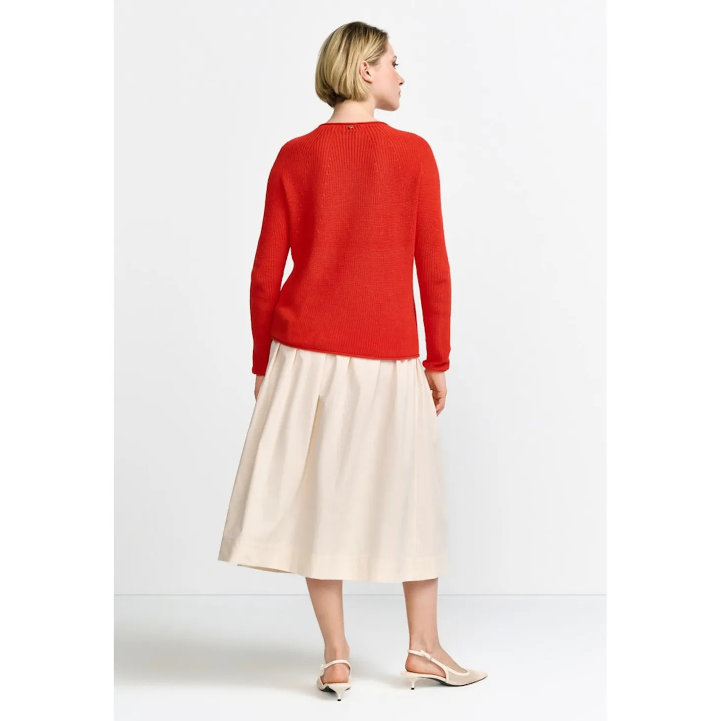 Seamless Crew Neck Half Cardig