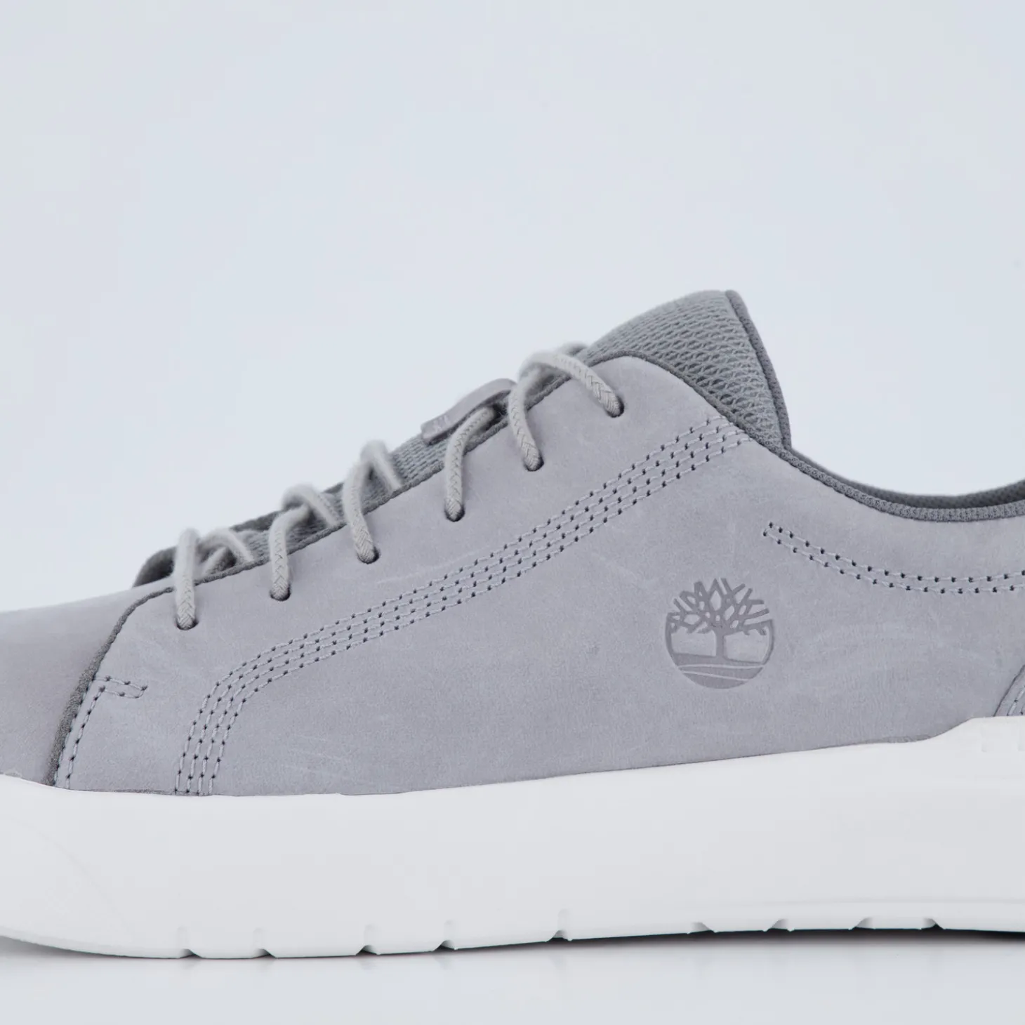 SENECA BAY LOW LACE UP SNEAKER