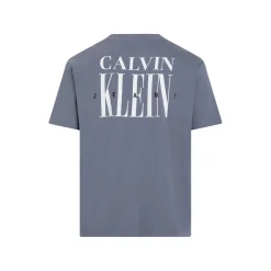 SERIF FONT GRAPHIC TEE