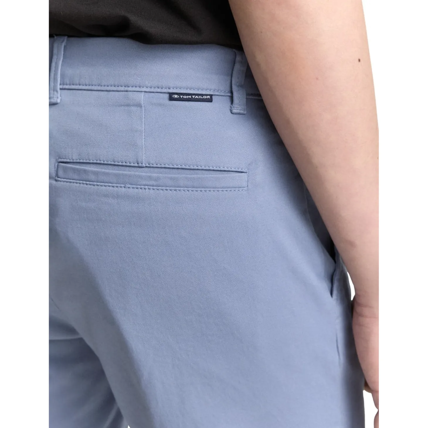 Slim chino shorts