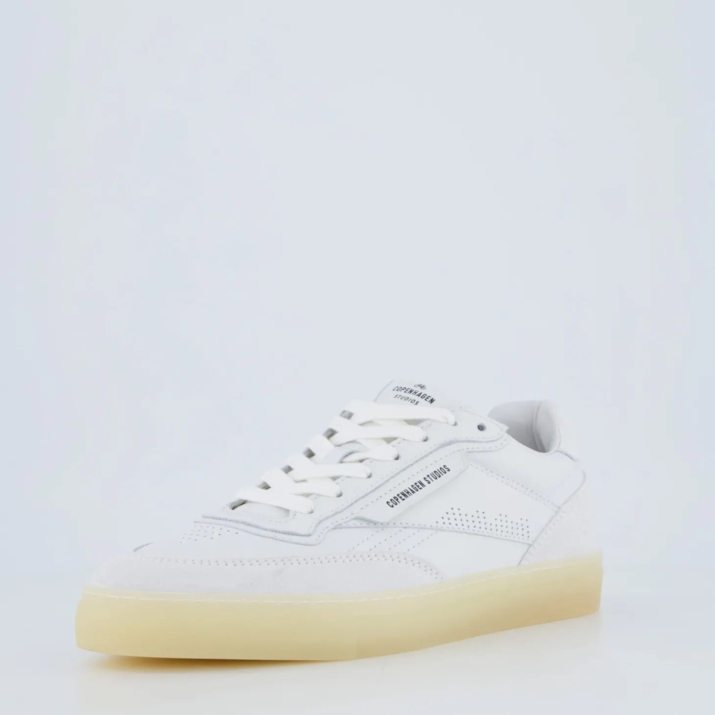 Sneaker