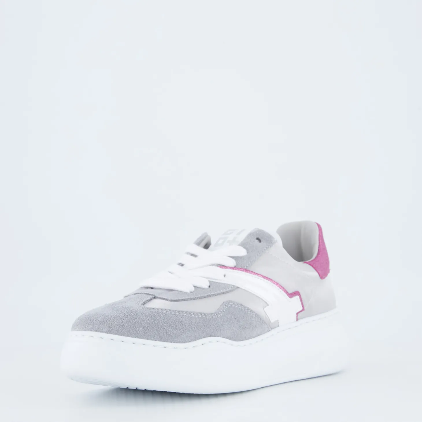 Sneaker